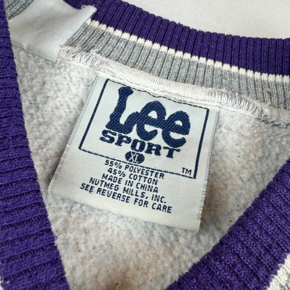Vintage Lee Sport Minnesota Vikings Sweatshirt - XL - Picture 3 of 7